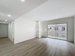 Pis a Vallcarca - Penitents. Piso en venta de 3 habitaciones reformado junto a  plaça dalfons