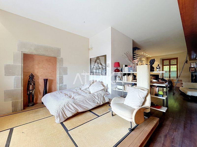 Foto e99482da-060b-41db-a3ff-da34d25f0420. Masia amb aparcament a Teià