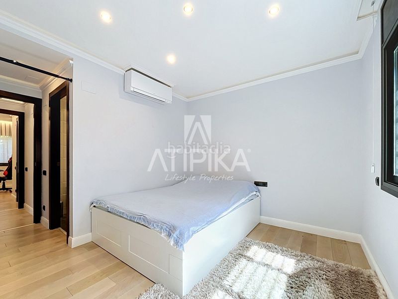 Foto 19dbf1af-6540-498f-b8a7-f43b7b4975c2. Casa amb calefacció aparcament piscina a Montmar Castelldefels