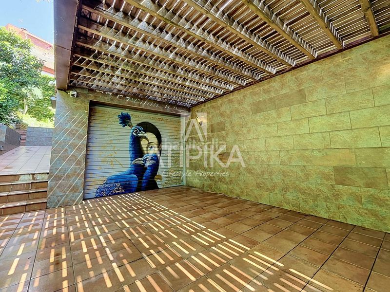 Foto 4d11b550-3dab-4637-904c-f4b3f3550fb9. Casa amb calefacció aparcament piscina a Montmar Castelldefels