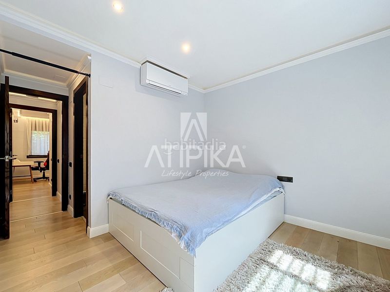 Foto 70a3d129-b948-441f-bec9-98783296cd26. Casa amb calefacció aparcament piscina a Montmar Castelldefels