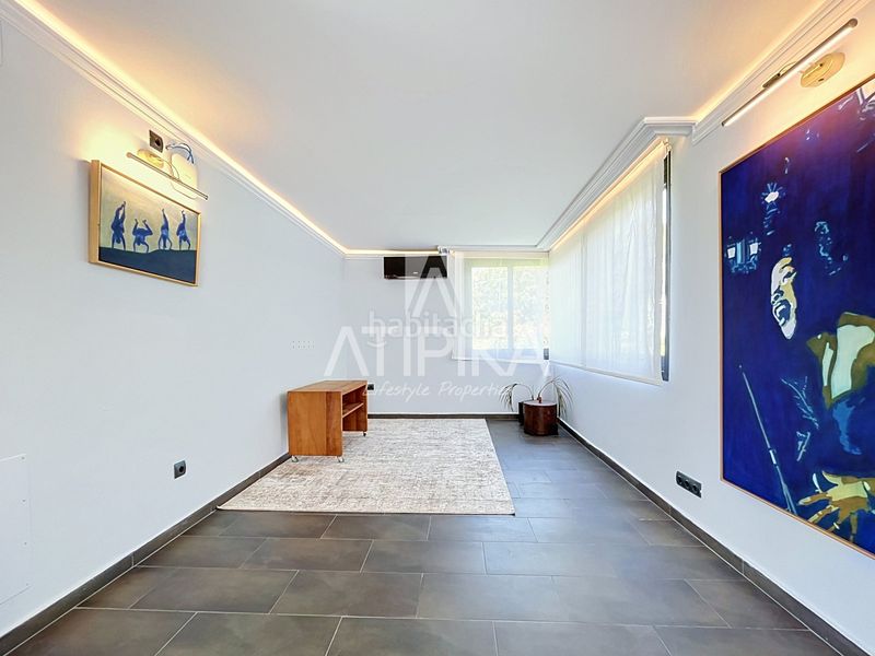 Foto e26176d9-5a81-463d-ba79-e8d0a22197a1. Casa amb calefacció aparcament piscina a Montmar Castelldefels