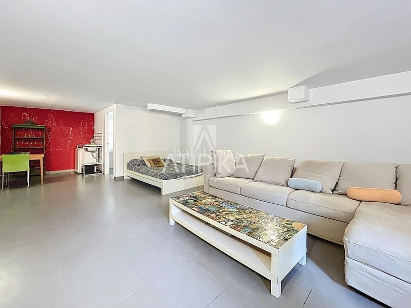 Foto 6bae5389-65ae-41d9-ae95-bb1afd4a6258. Casa amb calefacció aparcament piscina a Levantina - Montgavina - Quintmar Sitges