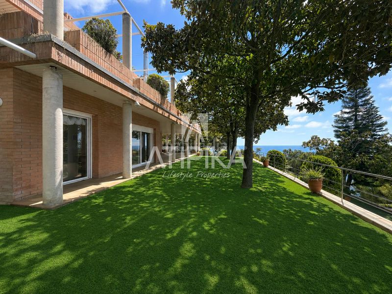 Foto 4dfb299b-ecf7-44c4-83be-f03f4e395dfe. Casa amb aparcament piscina a Santa Cristina-Sant Francesc Blanes
