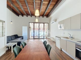 Miete Dachwohnung in Poblenou. Ático de 62m2 en alquiler temporal con terraza y solárium  en po