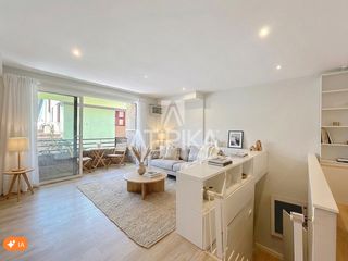 Flat in Sant Gervasi - Bonanova. Dúplex de 3 habitaciones en venta con piscina comunitaria en la