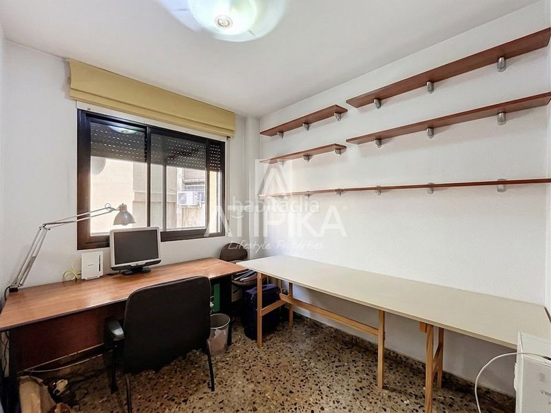 Foto 66f6c1bc-e3c7-428e-9d78-69a014153db5. Pis a Sant Antoni Barcelona