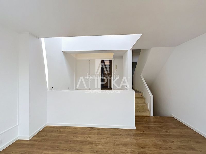 Foto e6d23bb8-8213-42a3-aa5b-332a5dbf8a02. Àtic amb calefacció aparcament piscina a Sarrià Barcelona