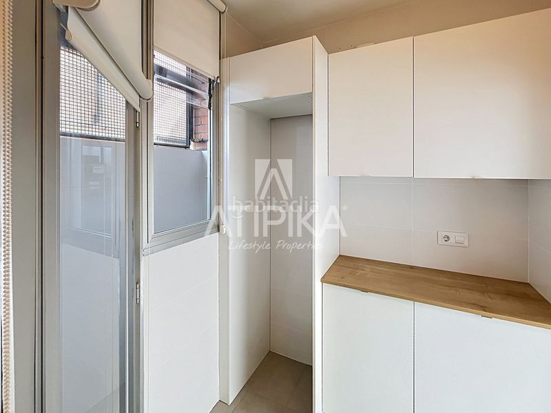 Foto e7199e75-9693-4d4e-bed0-fc335d2fbd97. Àtic amb calefacció aparcament piscina a Sarrià Barcelona