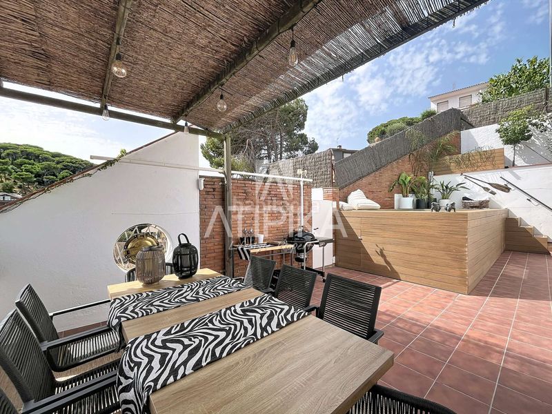 Foto 01c6ce7b-491d-4e2b-9666-c1898943488d. Casa amb aparcament piscina a Rocaferrera Sant Andreu de Llavaneres