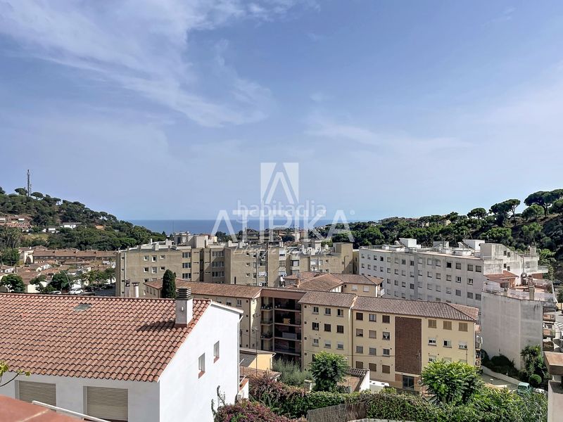 Foto 3d3fe6b9-4723-4db8-b669-bf2511253c62. Casa amb aparcament piscina a Rocaferrera Sant Andreu de Llavaneres