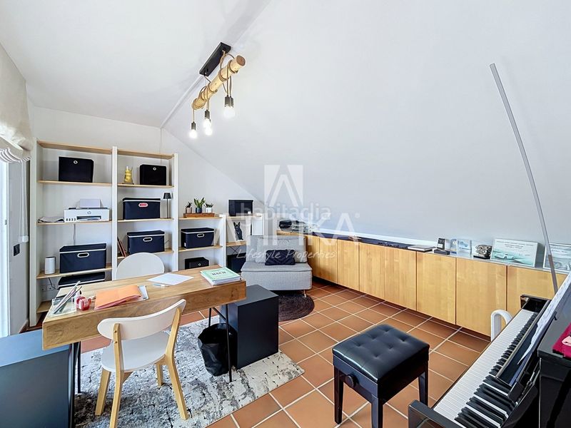 Foto a99e8925-dbdc-4366-8335-7cd1235e22bb. Casa amb aparcament piscina a Rocaferrera Sant Andreu de Llavaneres