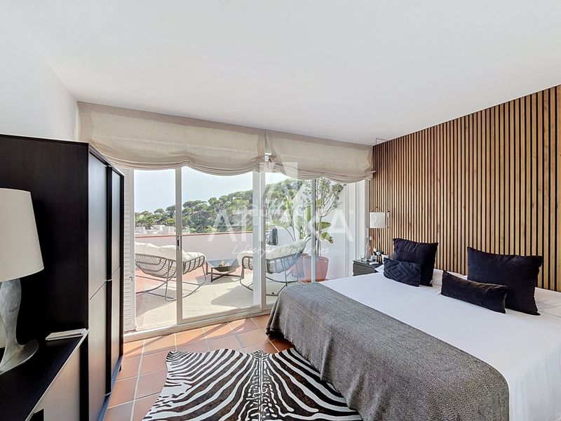 Foto bfcef40f-90f0-4c44-ba38-c29aa631fef1. Casa amb aparcament piscina a Rocaferrera Sant Andreu de Llavaneres