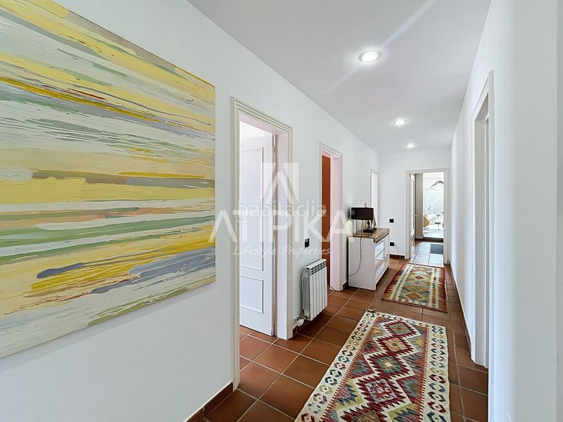 Foto dc693e34-c7ff-4d02-9c84-4d4c38d19df5. Casa amb aparcament piscina a Rocaferrera Sant Andreu de Llavaneres