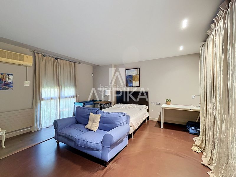 Foto 0b4303c3-8f85-45c7-a814-ae2b262df6ac. Lloguer casa amb aparcament piscina a Centre Sitges