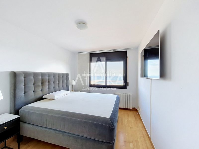 Foto 23995bb8-0791-4054-9500-34fa09795351. Lloguer casa amb aparcament a les botigues de Sitges Sitges