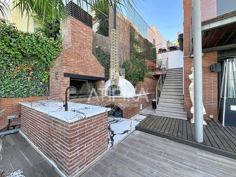 Foto aa6f9eb2-4933-407f-b899-51a24fc9a6d1. Lloguer casa amb aparcament a les botigues de Sitges Sitges