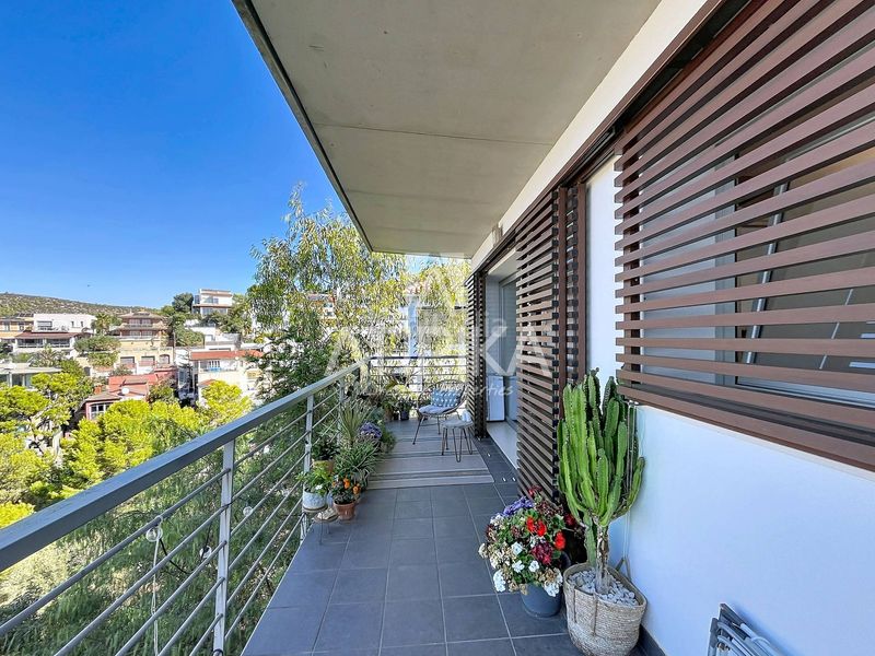 Foto 167c83c2-d9c7-4427-b5a9-5e9a402c6701. Casa  independiente con piscina y vistas al mar en venta en quintmar en Sitges