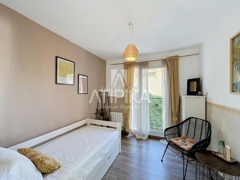 Foto 33afa729-d59a-44d5-87e4-3fc1740cd20a. Casa  independiente con piscina y vistas al mar en venta en quintmar en Sitges