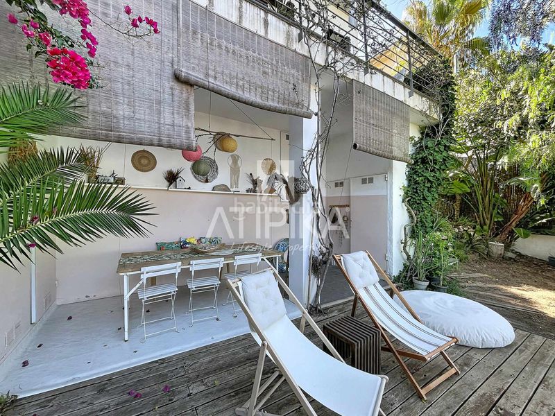 Foto 5cafaaee-3e86-4827-9552-c00f57e2b52f. Casa  independiente con piscina y vistas al mar en venta en quintmar en Sitges