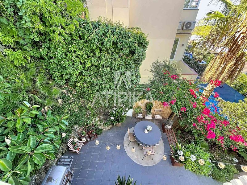 Foto 5ee8a344-7105-43ab-a305-fa425693dc28. Casa  independiente con piscina y vistas al mar en venta en quintmar en Sitges