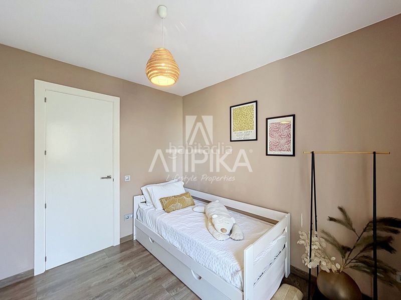 Foto 984aeb06-4d59-493f-8f45-f514e890f820. Casa  independiente con piscina y vistas al mar en venta en quintmar en Sitges