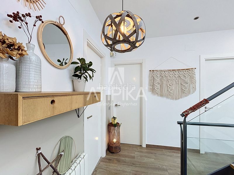 Foto cd0ab513-f491-4a24-a748-a05dc1e00868. Casa  independiente con piscina y vistas al mar en venta en quintmar en Sitges