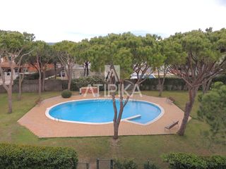 Affitto Casa in Gava Mar. Estupenda casa adosada de 250 m en alquiler a primera línea de m