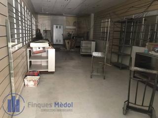 Location Local commercial à Eixample. Local comercial en alquiler en eixample