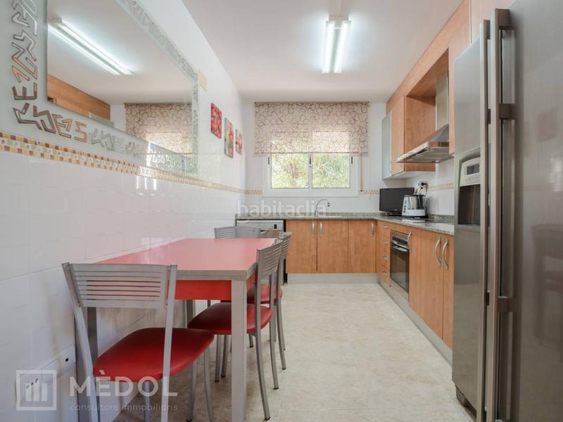 Foto 3dd141b2-9f38-402d-a25d-3abe959c3743. Casa in La Mora Tarragona