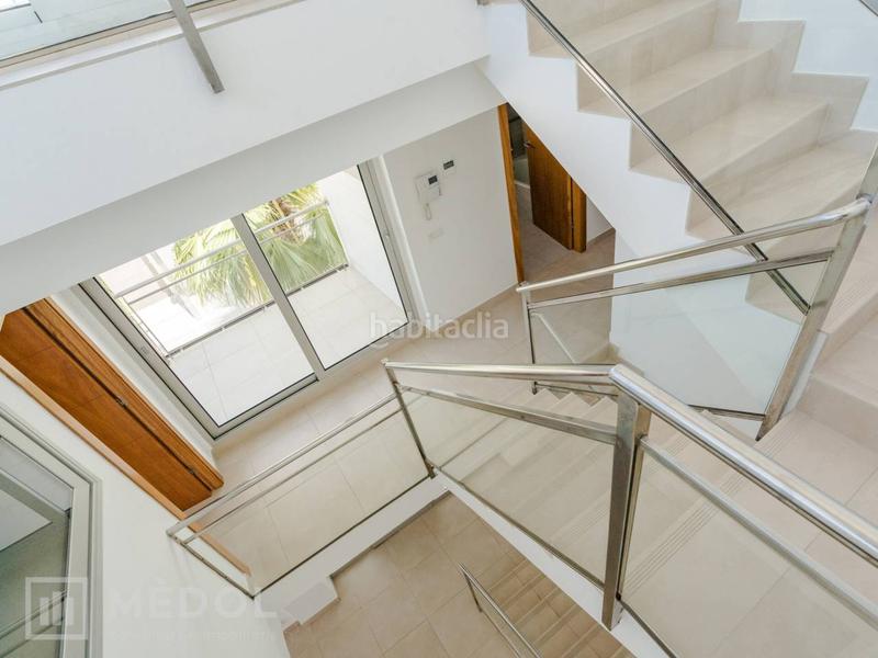 Foto 80800e6c-c321-41b1-975a-66d54ea76851. Casa en auguste renoir 51 descubre tu hogar ideal en la exclusiva urbanización de la llosa ! en Cambrils