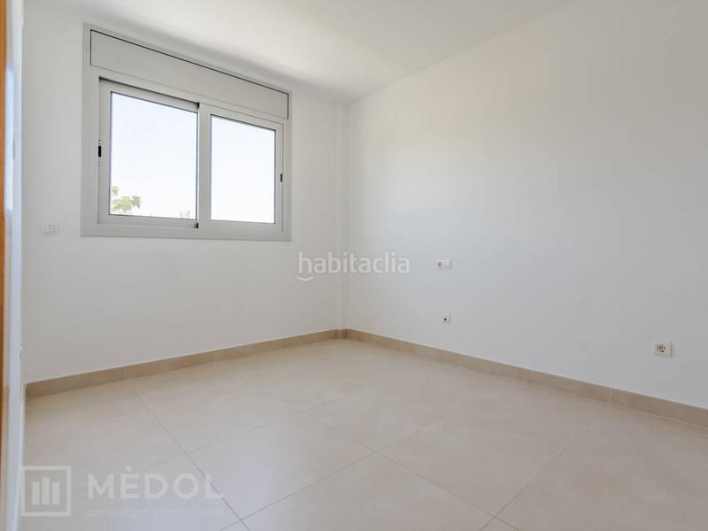 Foto c7185a61-549b-4b5c-a264-ff75bba2c9c2. Casa en auguste renoir 51 descubre tu hogar ideal en la exclusiva urbanización de la llosa ! en Cambrils