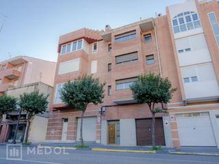 Haus  Augusta. Edificio exclusivo con vistas al mar en va augusta, tarragona