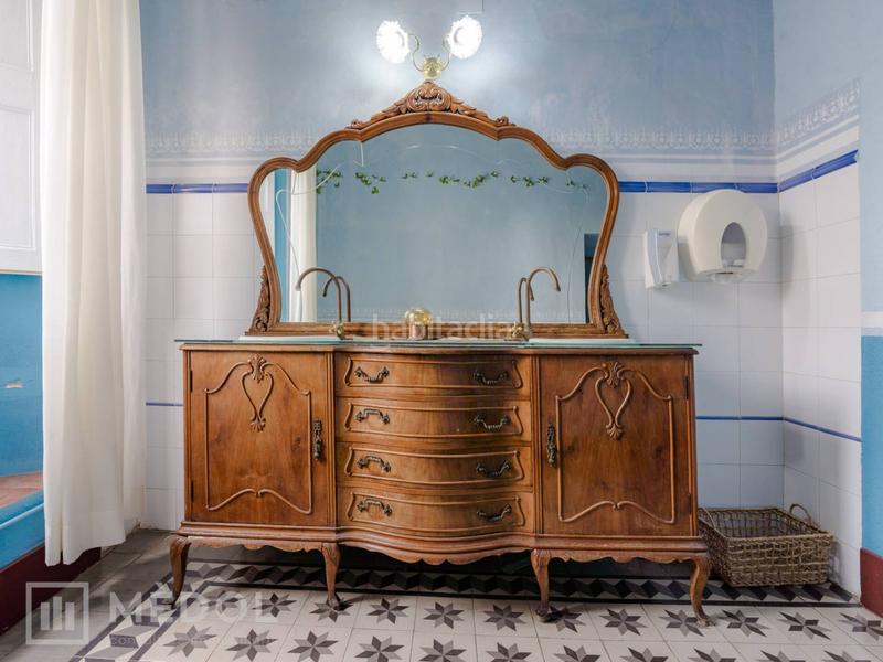 Foto 2180ed2d-d4fa-41c9-bcbd-b857a6f09595. Pas-de-porte local commercial dans Part Alta Tarragona