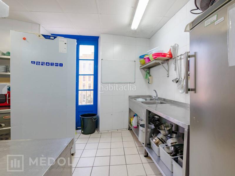 Foto 63ef9d13-737e-4fea-8f19-0da362d38b1c. Pas-de-porte local commercial dans Part Alta Tarragona