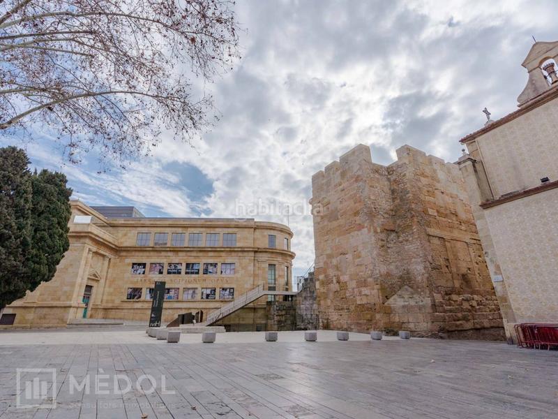 Foto bc0cca13-abc7-485f-8b9e-8ad97f4bb242. Pas-de-porte local commercial dans Part Alta Tarragona