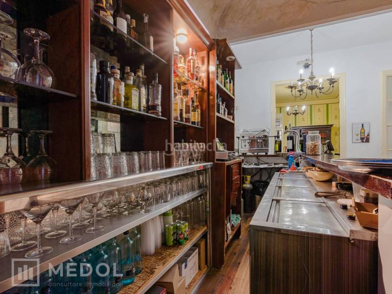 Foto e73f70ce-9b3d-42d3-a8fe-17425c01ec5d. Pas-de-porte local commercial dans Part Alta Tarragona