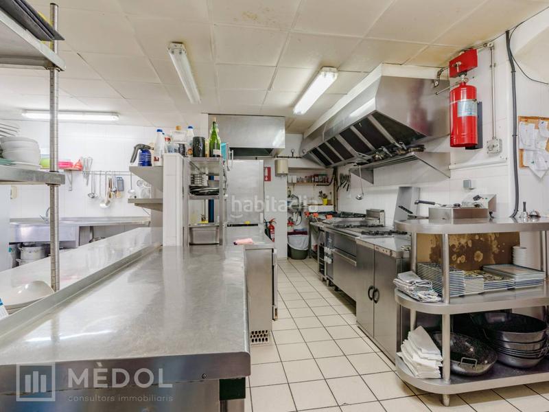 Foto 157e374a-e78d-4cfd-bb73-7114a6aa833a. Trapasso locale commerciale in Part Alta Tarragona