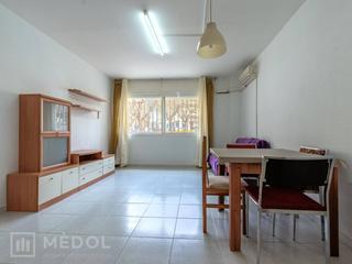 Etagenwohnung in Països catalans 27. Piso en venta en sant pere i sant pau43007
