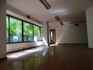 Location Bureau  Nova. Oficina en plena rambla nova