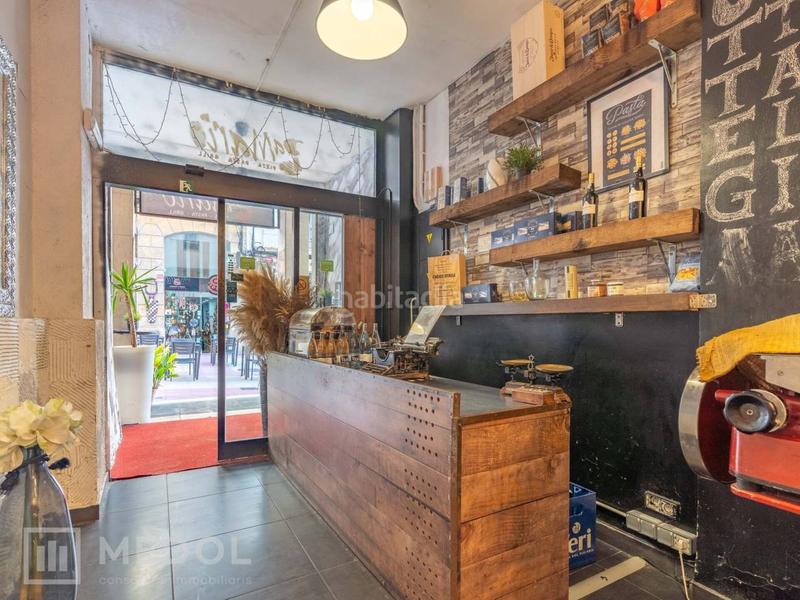 Foto 8a1d1e73-a502-4088-8bc1-841e296f4b56. Traspàs local comercial a méndez núñez 7 a Eixample Tarragona