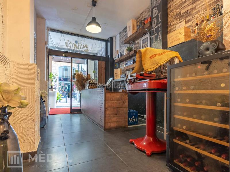 Foto a0d059ff-817b-4379-a9e6-19598dc5d7d1. Traspàs local comercial a méndez núñez 7 a Eixample Tarragona