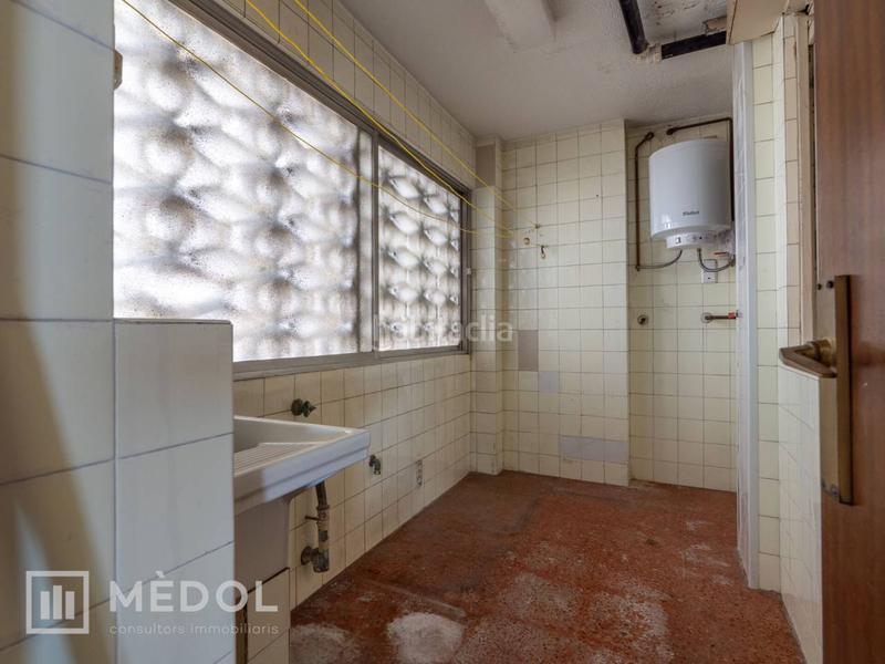 Foto bd634ec7-9562-49b0-8c79-466b56e5a8a8. Pis amb calefacció a Eixample Tarragona