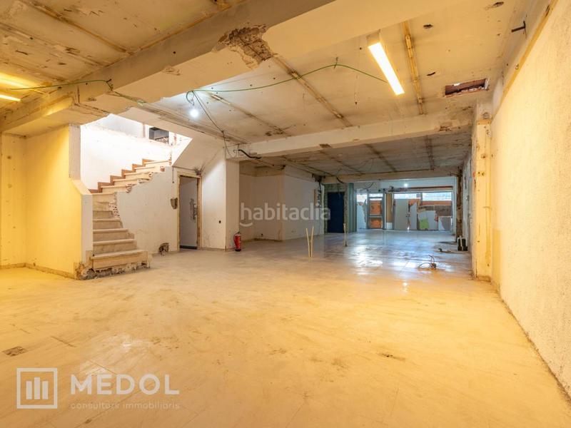 Foto 1bc8acc9-fe0b-468d-897c-5d9db91e0361. Local comercial a mossèn cinto verdaguer 8 a Eixample Tarragona