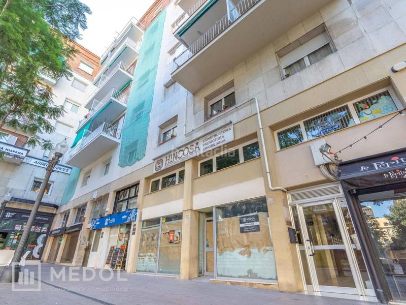 Foto 415cd827-7c58-45e8-a7ed-6fef26a4a9f8. Local comercial a mossèn cinto verdaguer 8 a Eixample Tarragona