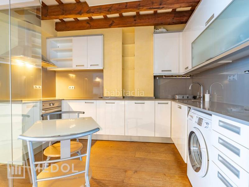 Foto c5b7672a-6ec1-40a1-8a53-daf7b1b68c71. Affitto attico con parcheggio in Eixample Tarragona