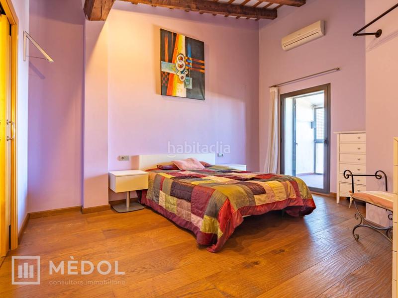 Foto 50ab7676-399b-47e1-896c-7849afa52811. Location attique avec parking dans Eixample Tarragona