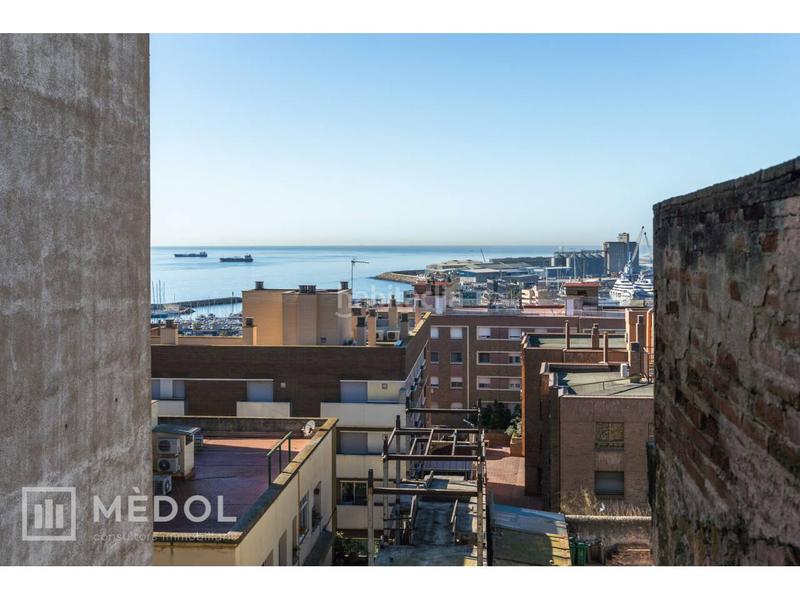 Foto 9182cad5-eb5b-4580-a77d-72a86586027f. Location attique avec parking dans Eixample Tarragona