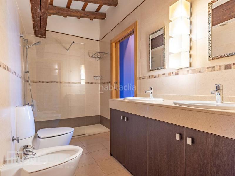 Foto ecf10cf6-e9a3-487a-a0b5-ddfbe7f72a9d. Location attique avec parking dans Eixample Tarragona