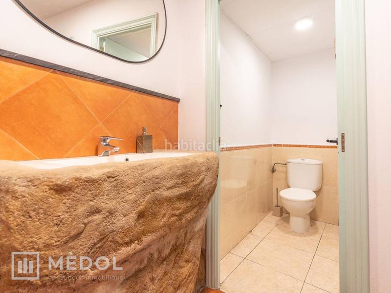 Foto 975c8c6b-2bb4-4cf4-86cc-07d938c77886. Pas-de-porte local commercial dans rera sant domènec 3 dans Tarragona